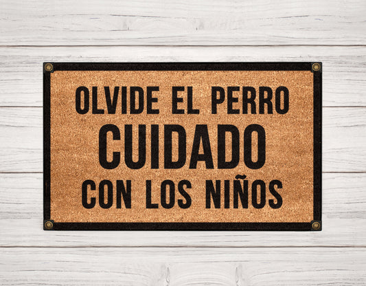 Olvide el perro CUIDADO con los niños